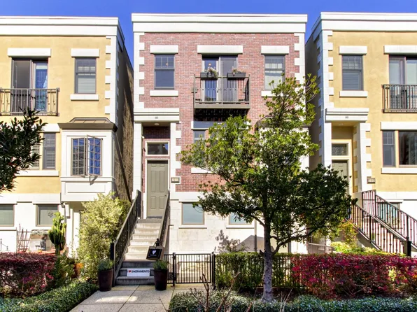 2011 Vizcaya Walk, Sacramento, CA 95818