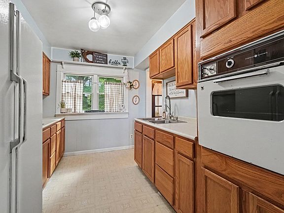 5th image of 3818 Allendale St