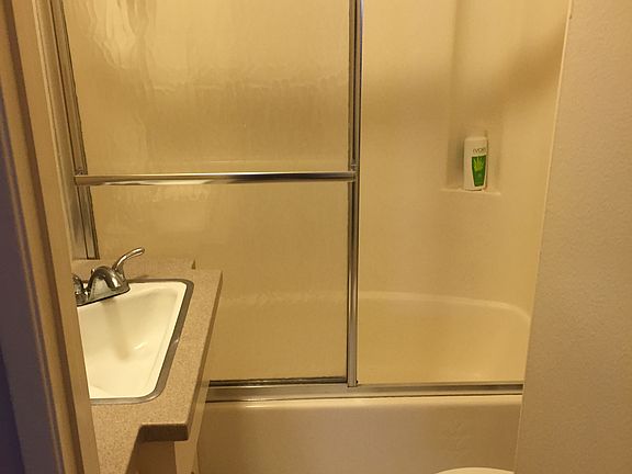 5th image of 5400 Newcastle Ave APT 69
