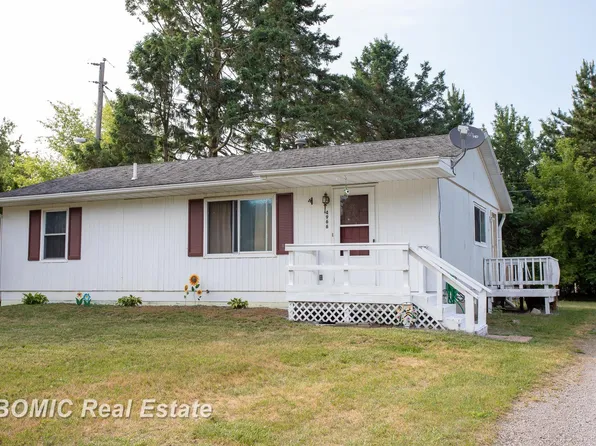 4966 Worth St, Millington, MI 48746