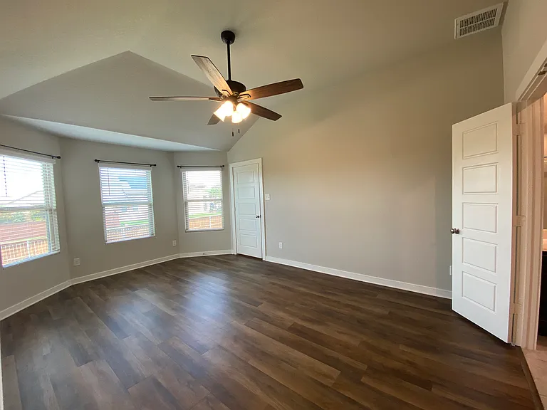 6015 Akin Stroll — Photo 20