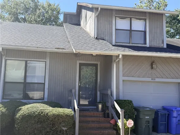 1520 Londonderry Pl, Fayetteville, NC 28301