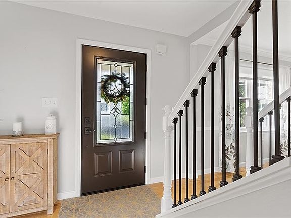 2nd image of 276 Alleyne Dr