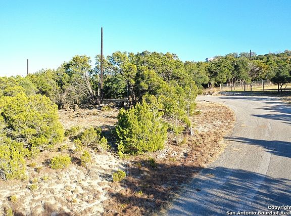 3rd image of 257 Lexington Pass