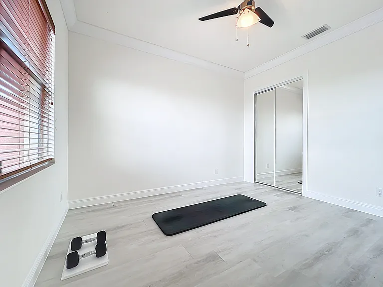 5310 Swift River Ct — Photo 40