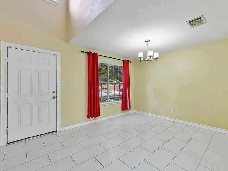 12712 Ring Dr — Photo 6
