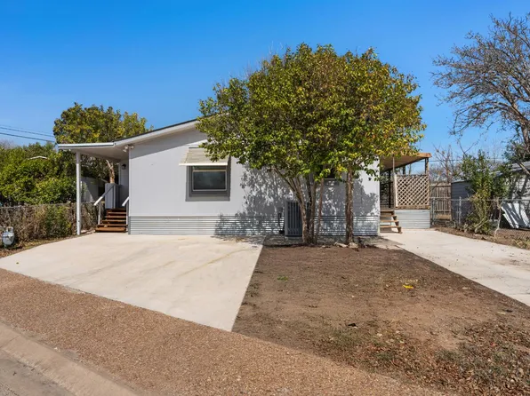 21 Sunset St, Kerrville, TX 78028