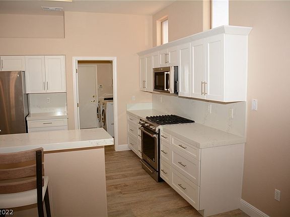 5th image of 10728 Clarion Ln