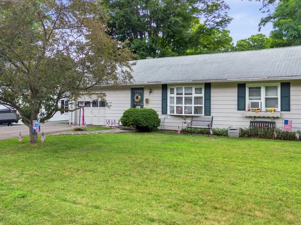 208 Lewis St, Vestal, NY 13850