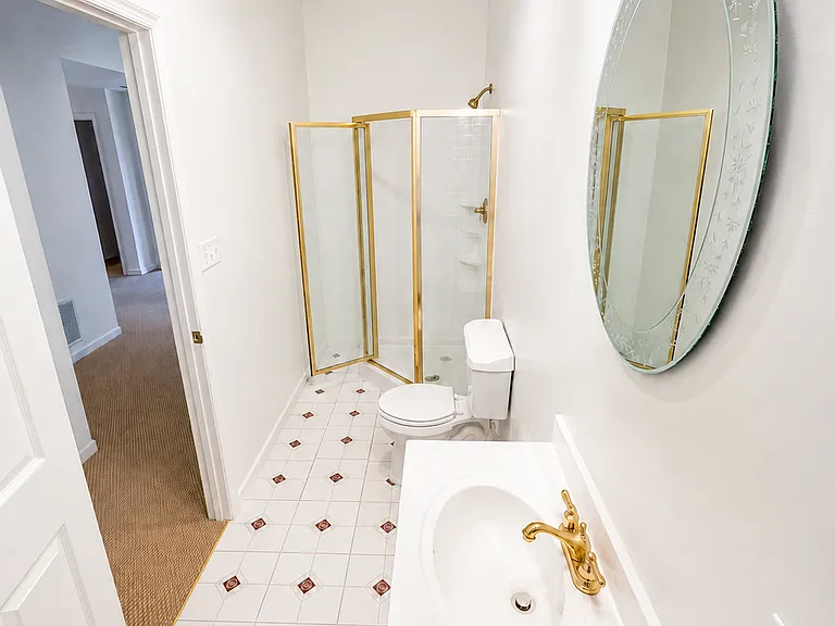 131 Claude Ct SE — Photo 11