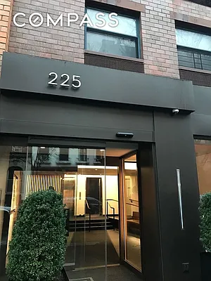 Rented by Compass | media 7