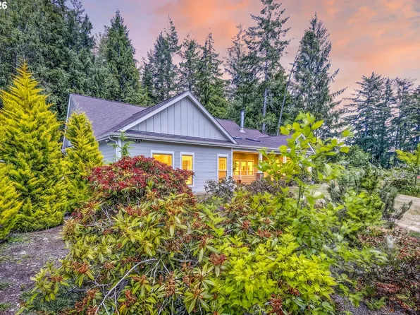 89215 Sutton Lake Dr, Florence, OR 97439