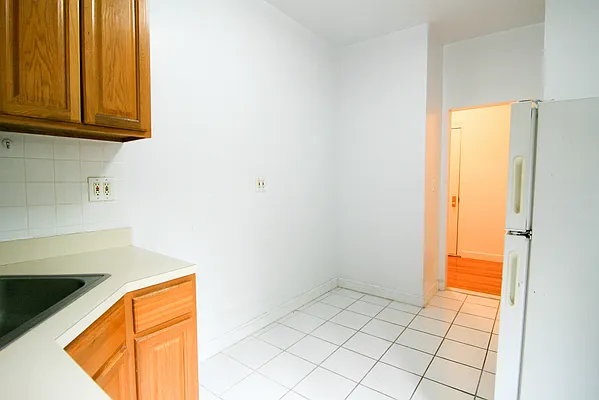 Rented by Horowitz Real Estate | media 3