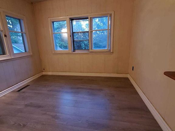 2nd image of 36 North St