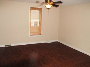 1108 Hickory St, Waukegan, IL 60085