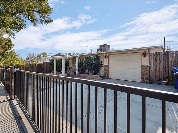 4th image of 8119 Cantaloupe Ave