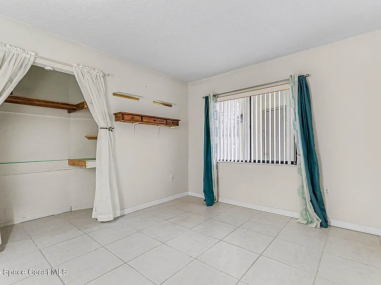 100 Canebreakers Dr #108 — Photo 13