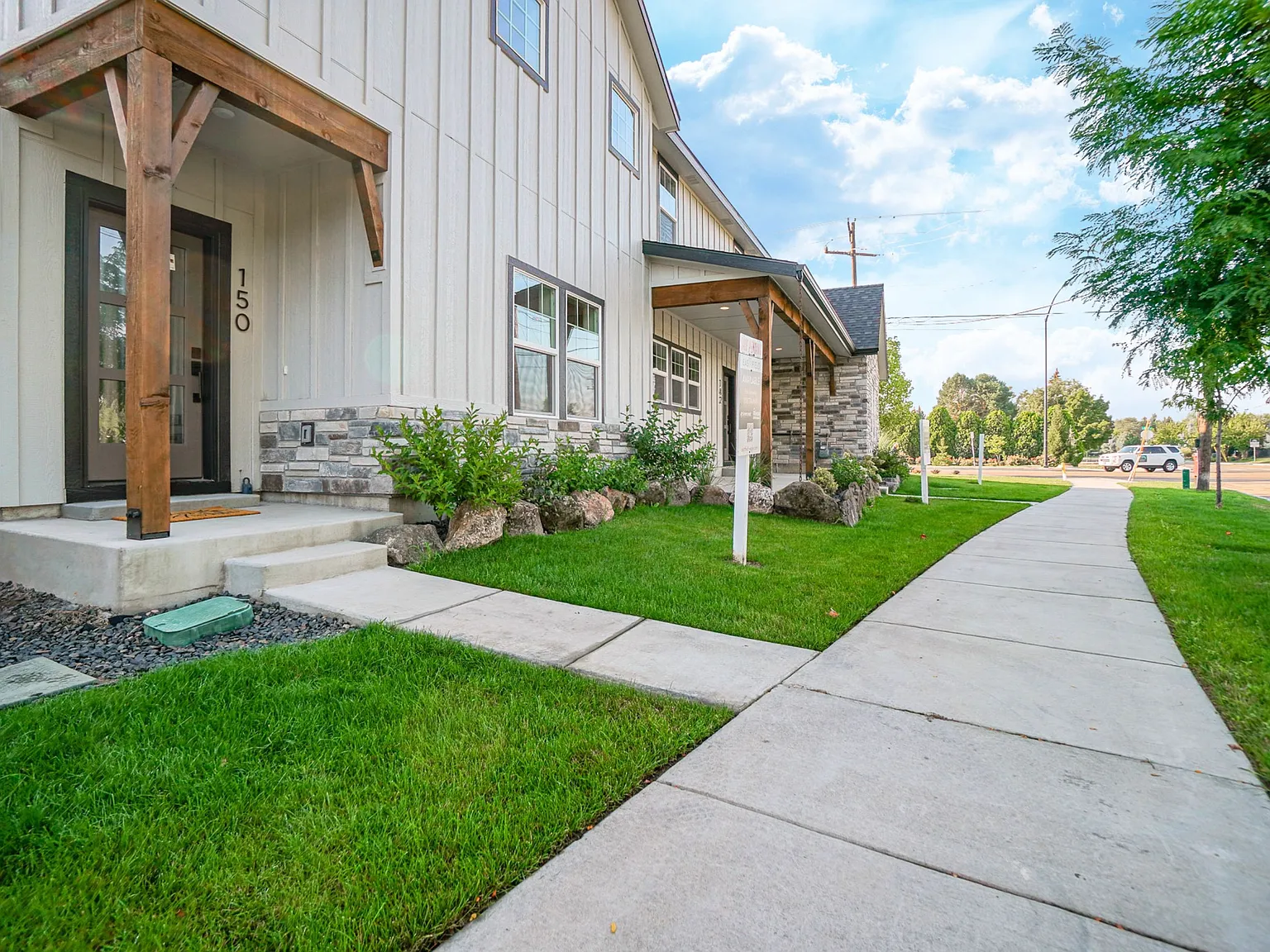150 North Edgewood Lane - 1 — Photo 4