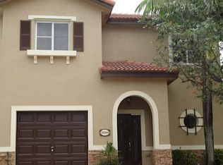 22049 SW 88th Path, Cutler Bay, FL 33190