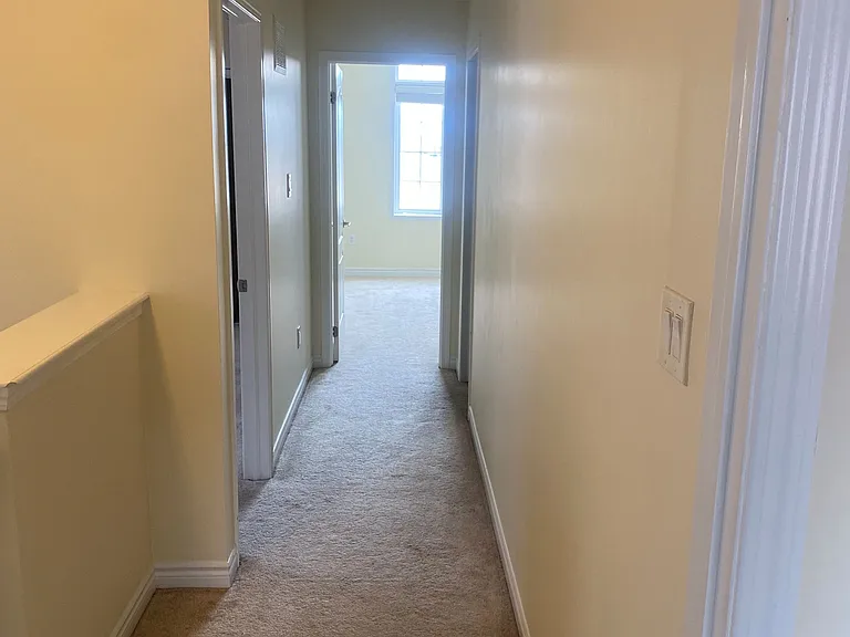 63 Baycliffe Cres — Photo 14