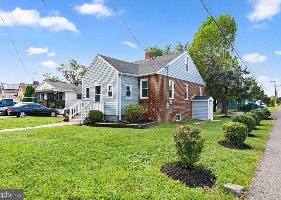 1st image of 109 Cherry Ln