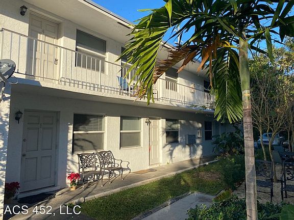 3rd image of 452 SW 4th Ave #11008601