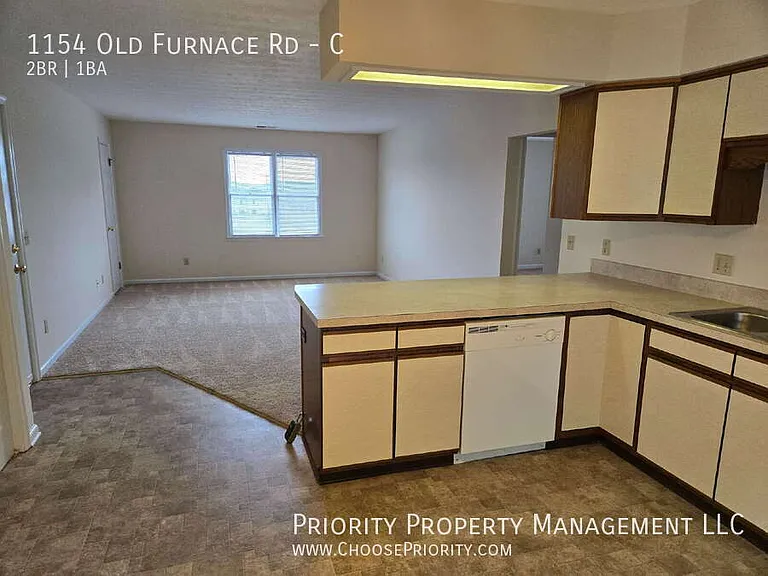 1154 Old Furnace Rd #C — Photo 2