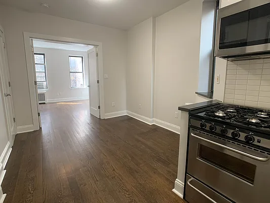 Rented by Tourma Realty LLC | media 27