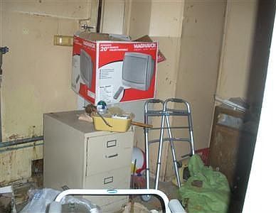 5th image of 1115 Tennyson Ave