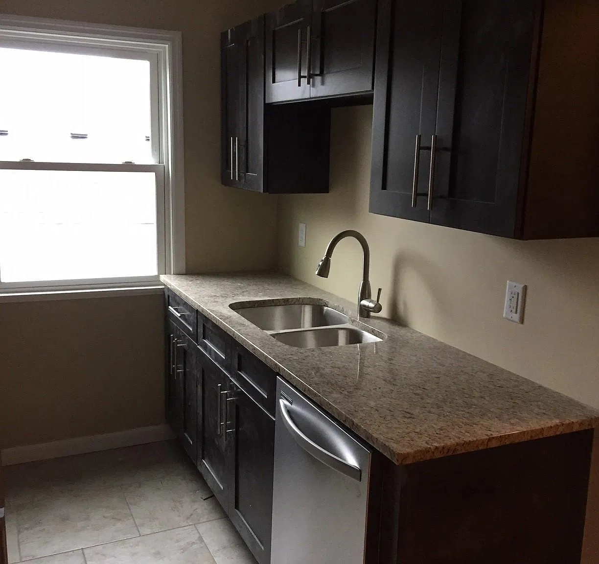 1 bed, 600 sqft, $925 — Photo 2