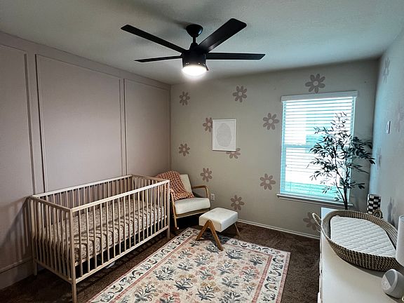 4th image of 2728 Gilchrist Dr