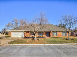 12032 Camelot Ct, Oklahoma City, OK 73120