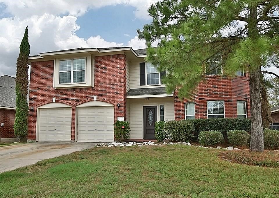 1st image of 19611 Pitchstone Dr