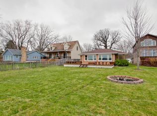 25620 W Oakland Dr, Ingleside, IL 60041