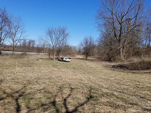 5th image of 128 Dunaway Ln