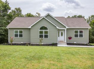 1720 Holland Rd, Lafayette, TN 37083