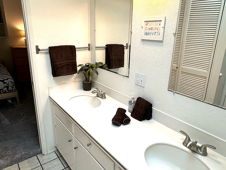 826 Brighton Ct — Photo 14