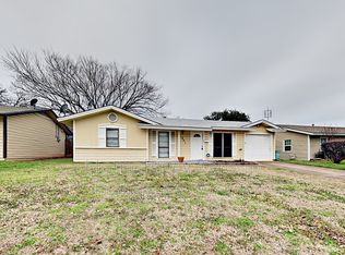 601 Milam Dr, Euless, TX 76039