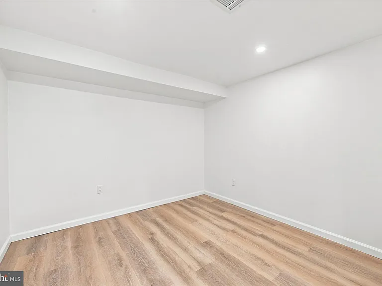 6411 Malvern Ave #1 — Photo 15