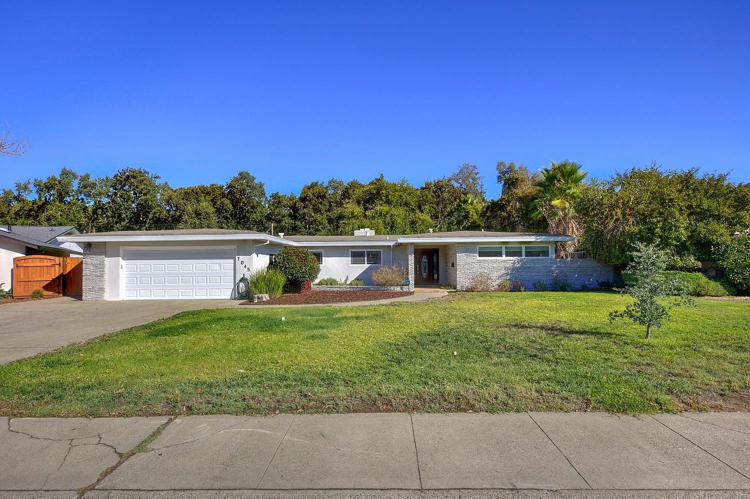 7045 Cromwell Way, Sacramento, CA 95822 MLS 223099478 Zillow