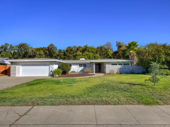 7045 Cromwell Way, Sacramento, CA 95822
