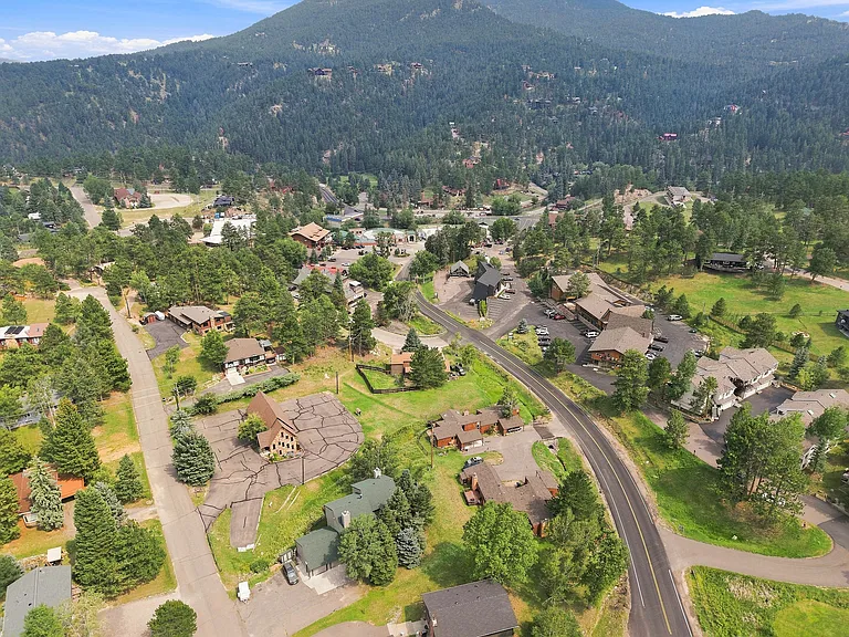 28248 Harebell Ln — Photo 35