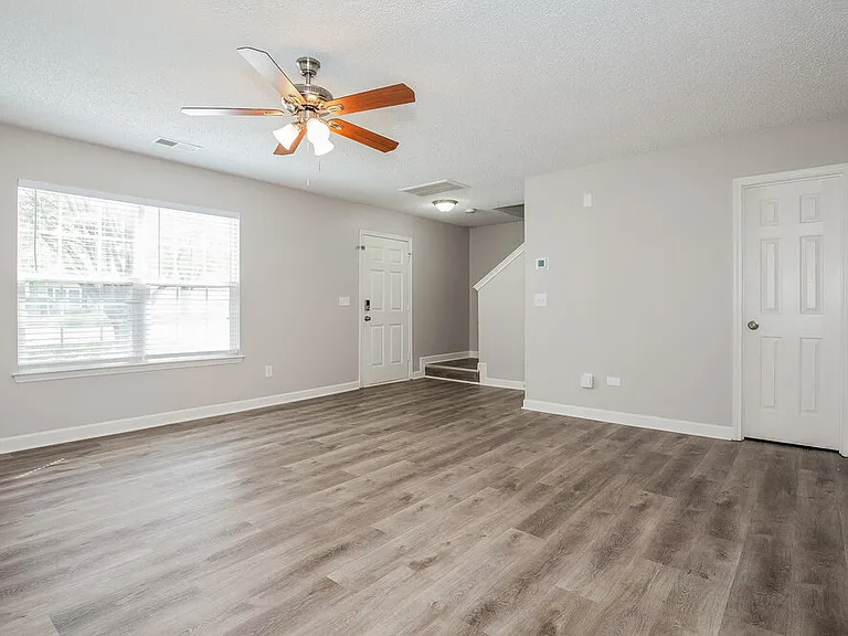 10512 Wilson Glen Dr — Photo 5