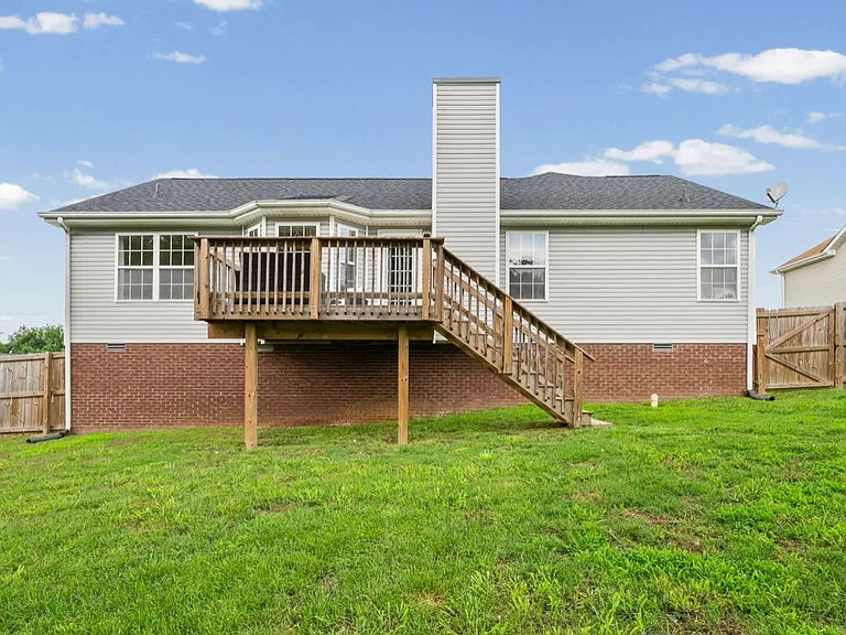 227 Harold Dr — Photo 25