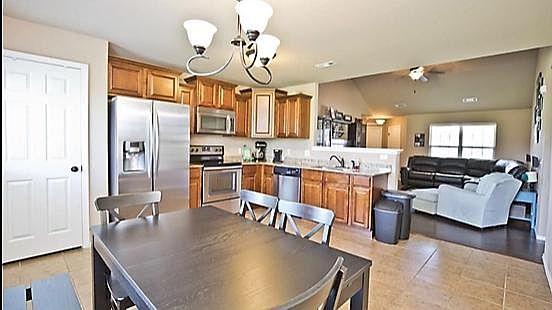 4th image of 5206 W Cross Creek Blvd