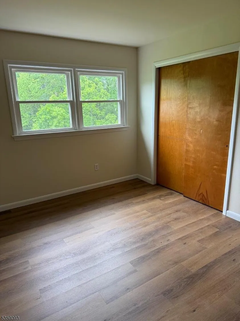 2 bed, 1.0 bath, $2,850 — Photo 2
