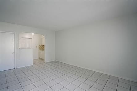 3rd image of 1208 71st St Unit 4-1208-04