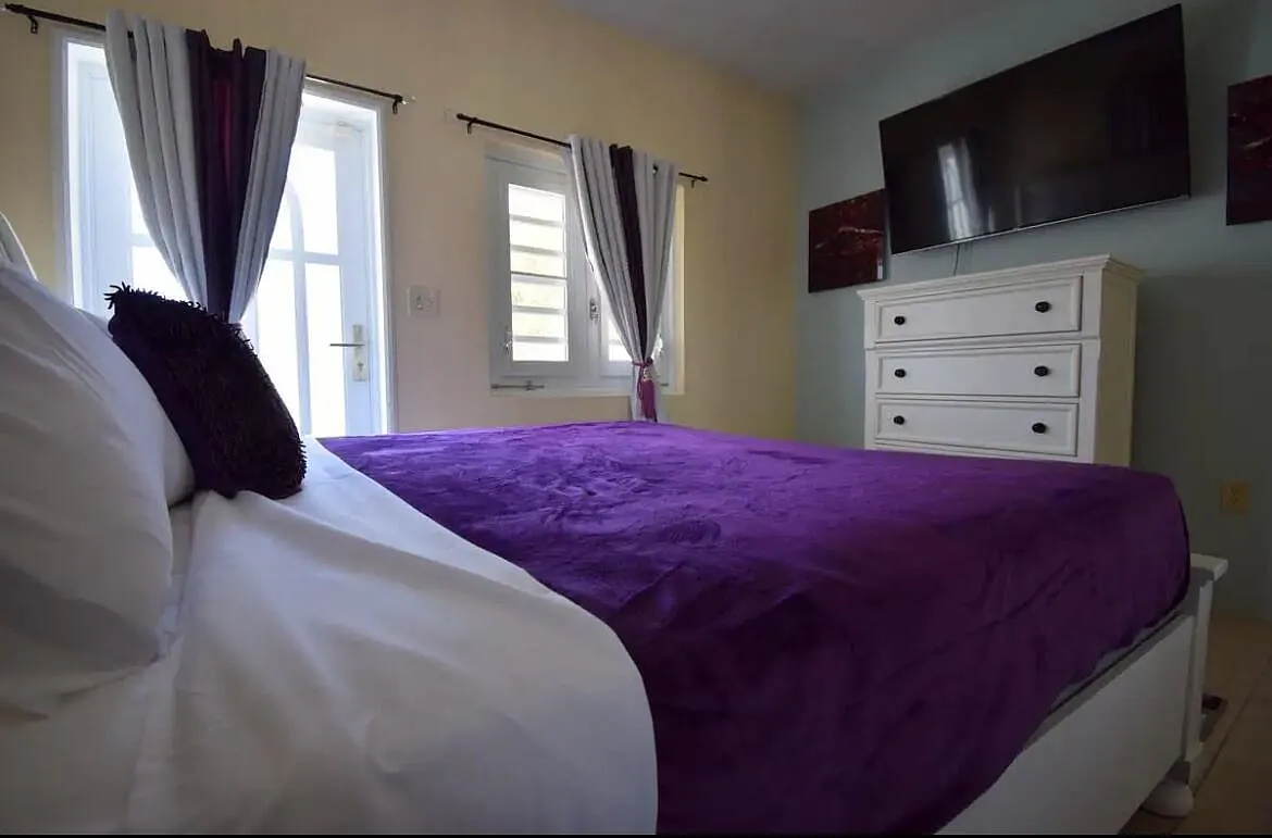 2 bed, $2,800 — Photo 3
