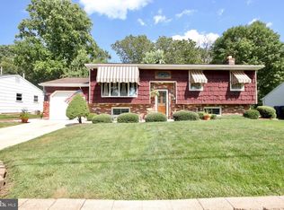 1640 Holly Pkwy, Williamstown, NJ 08094