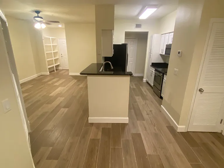 1810 E Palm Ave #1101 — Photo 6